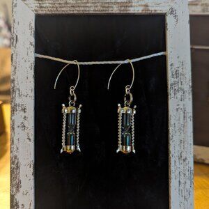 Pair of earrings